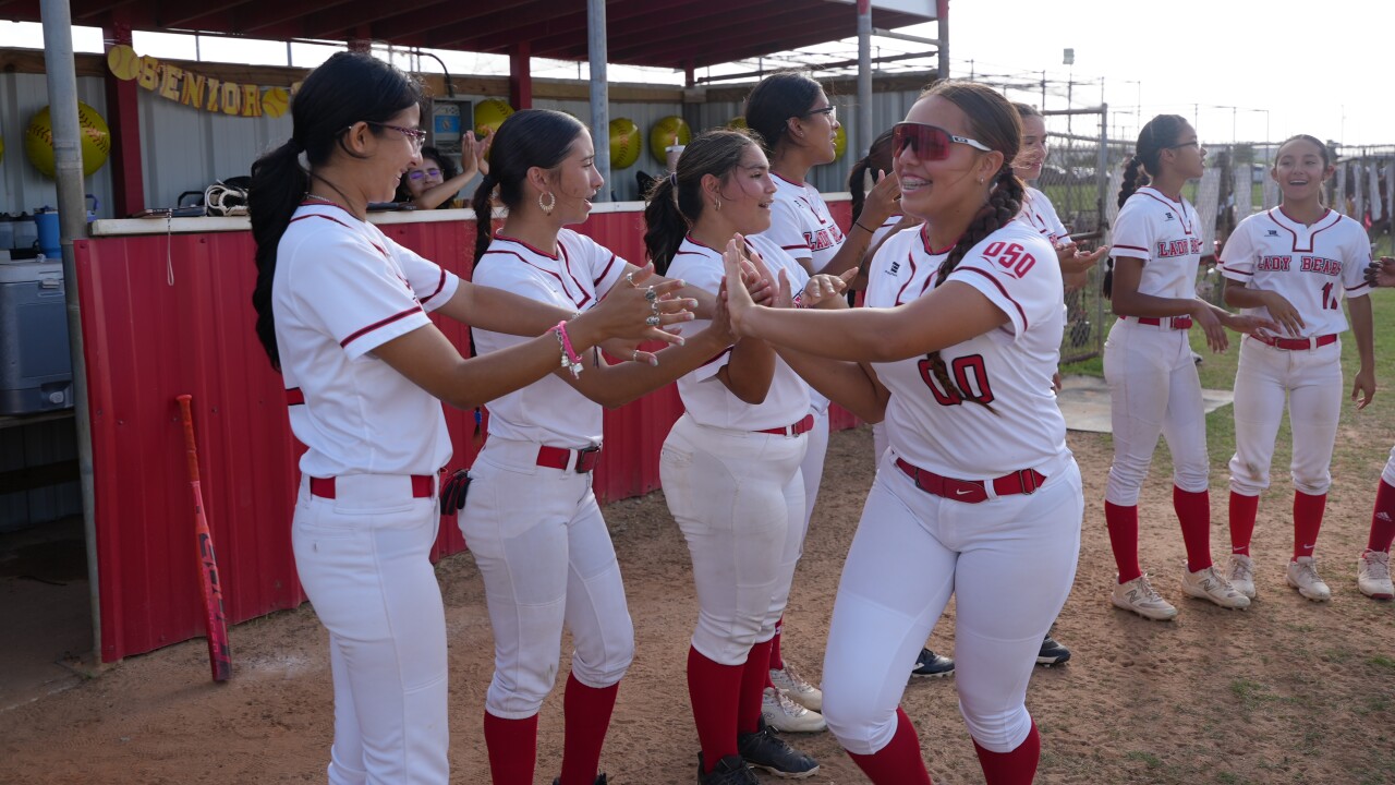 West Oso's Keridessa Cantu