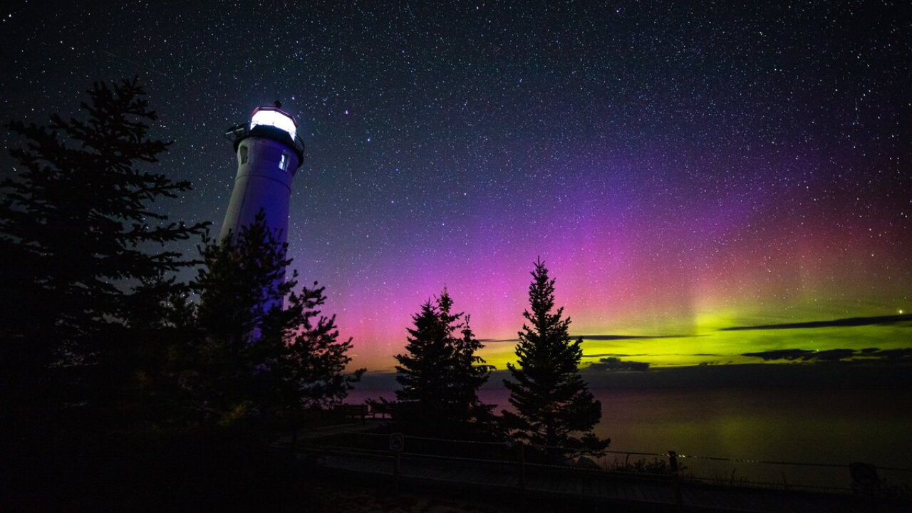 Check Out The Incredible Photos Of The Northern Lights Over Michigan During Labor Day Weekend