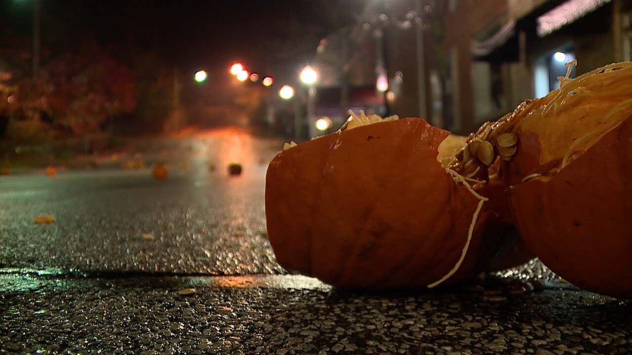 Chagrin Falls Pumpkin Roll returns for 55th year