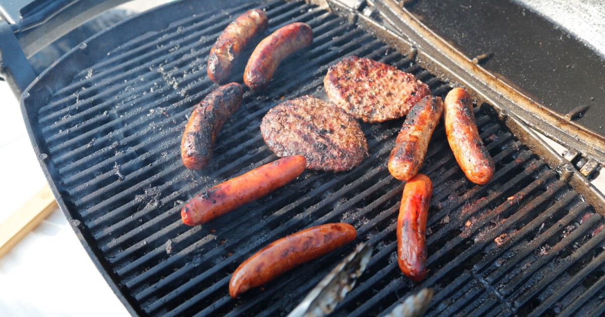 Making Ends Meet: Tracking prices for cookout essentials this holiday ...