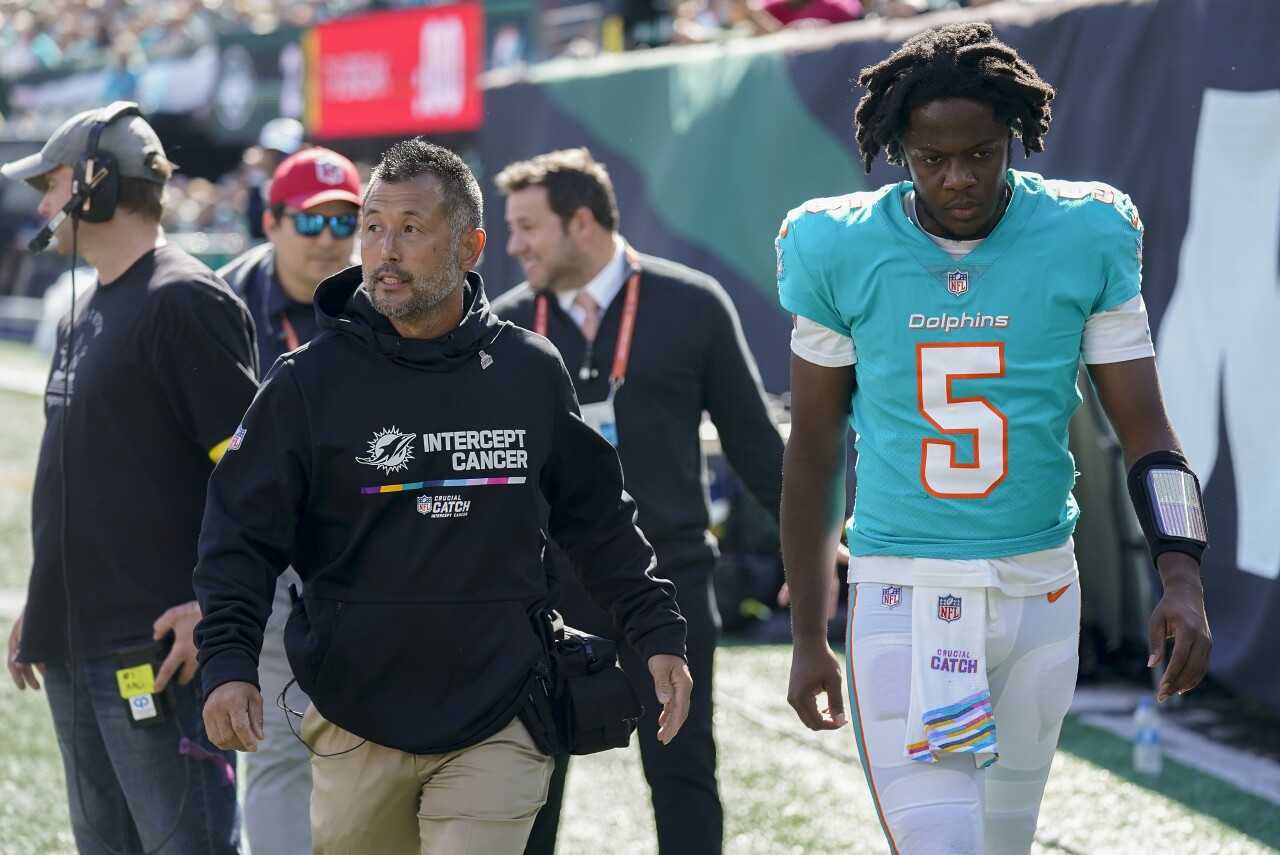 Miami Dolphins QB Teddy Bridgewater leaves field after taking hit at New York Jets, Oct. 9, 2022