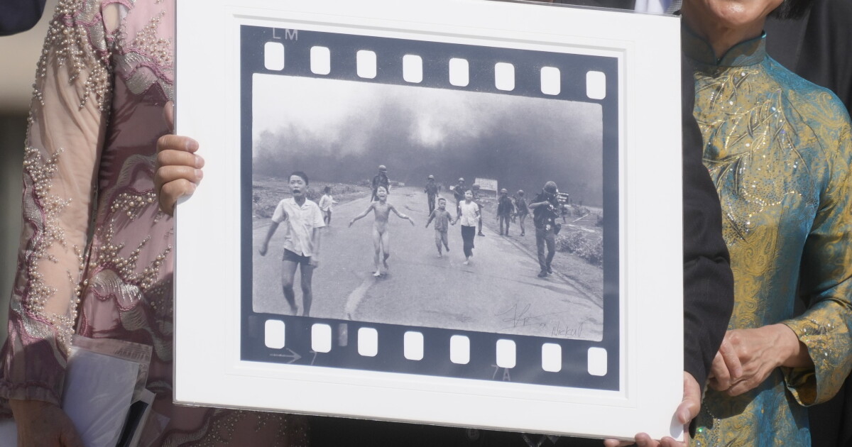 The Stringer Sundance documentary ‘The Stringer’ disputes who took famous Vietnam photo