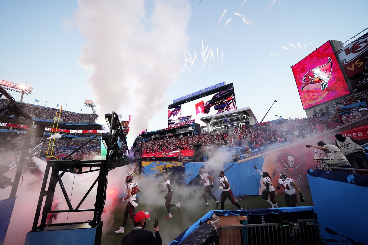 Chiefs Buccaneers Super Bowl Football