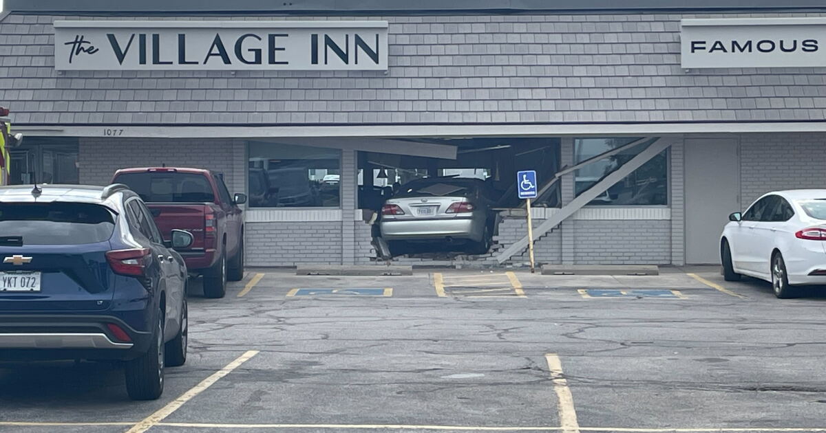 Witnesses: one person injured after car crashes into restaurant