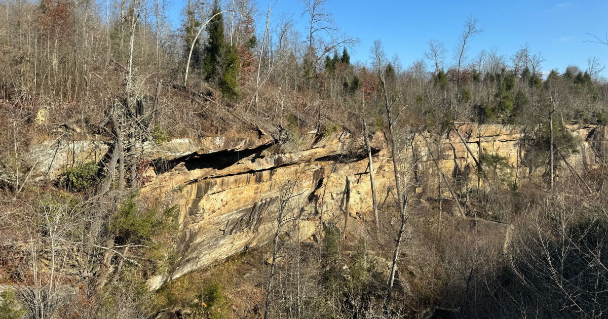 2012 tornado debris causing headaches for wilderness rescuers - Vimarsana News