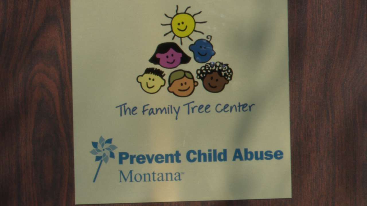 FAMILY TREE SIGN .png