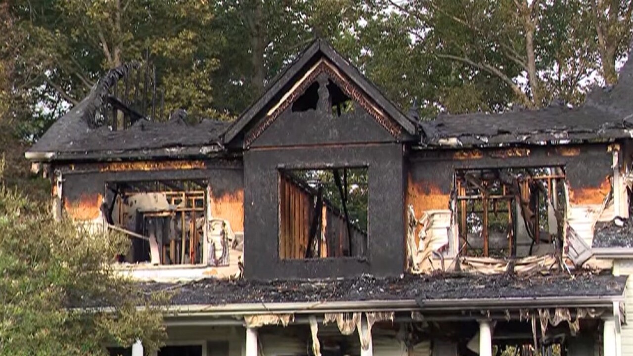 hollywood fire.jpg