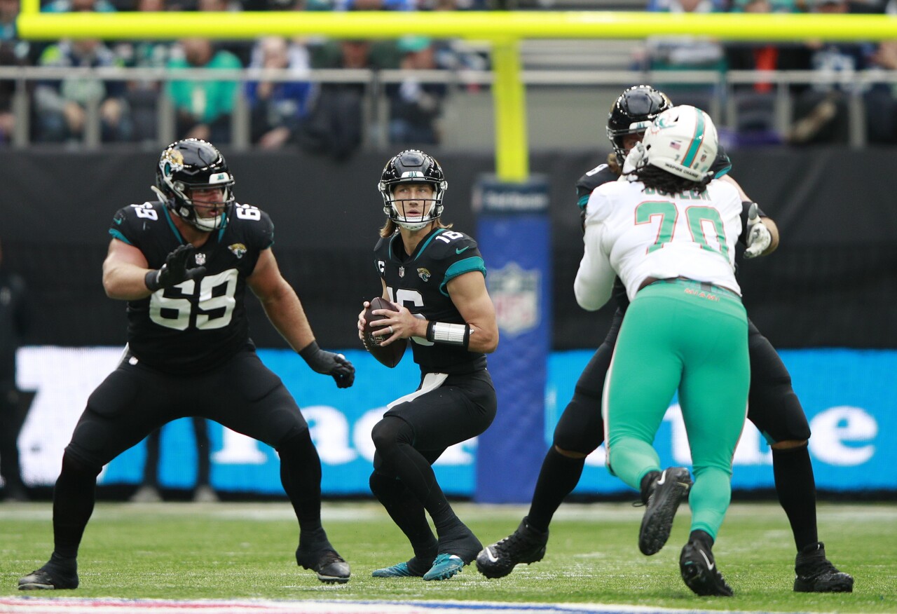 Jacksonville Jaguars QB Trevor Lawrence drops back to pass vs. Miami Dolphins in London, Oct. 17, 2021