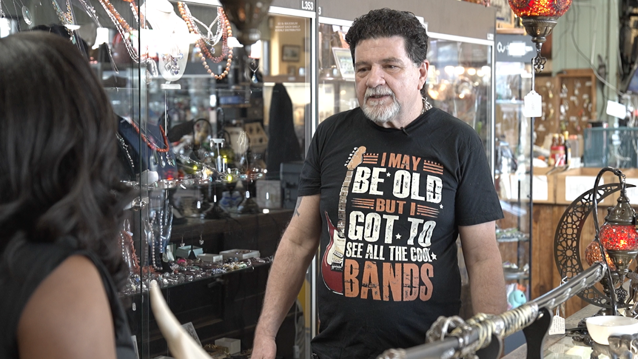 Heirlooms Antique Mall owner Scott Davenport