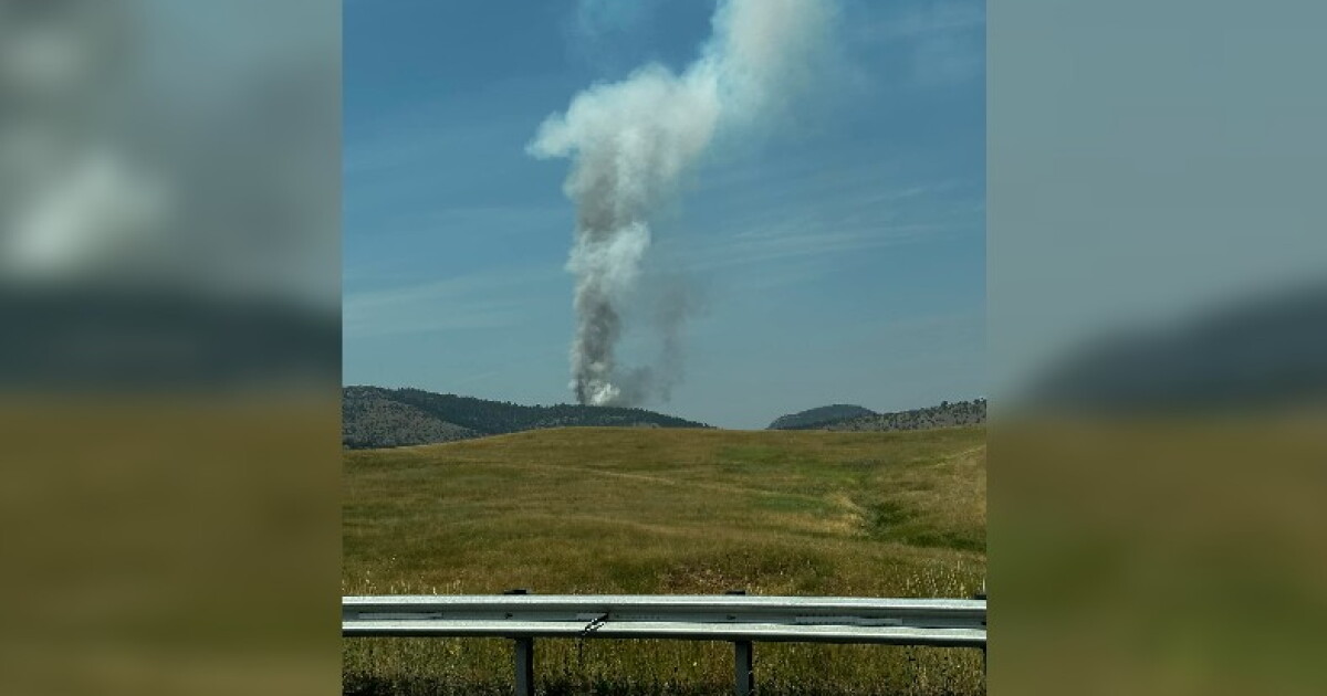 Crews tackling wildfire in Jefferson County near Cardwell - Vimarsana News