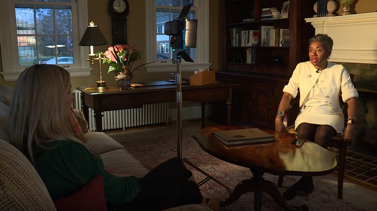 Winsome Earle-Sears 02.png