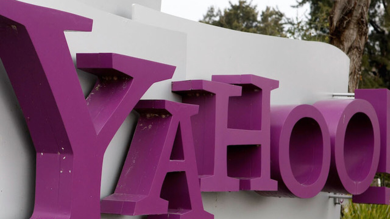 Yahoo issues new security warning to users