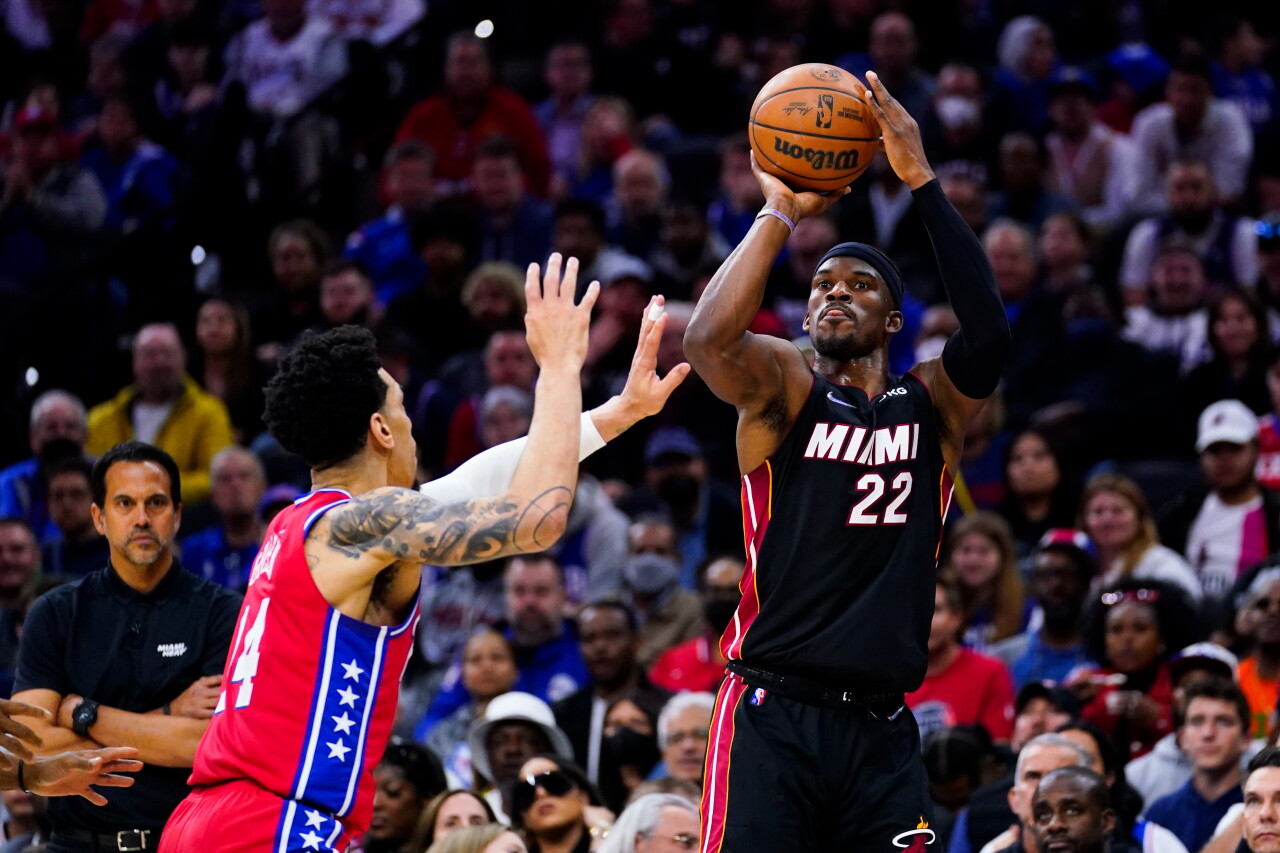 Miami Heat forward Jimmy Butler shoots over Philadelphia 76ers forward Danny Green, May 8, 2022