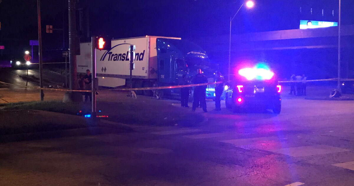 Pedestrian hit by tractor trailer Friday night in KCMO