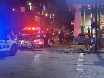 CAR INTO BARU