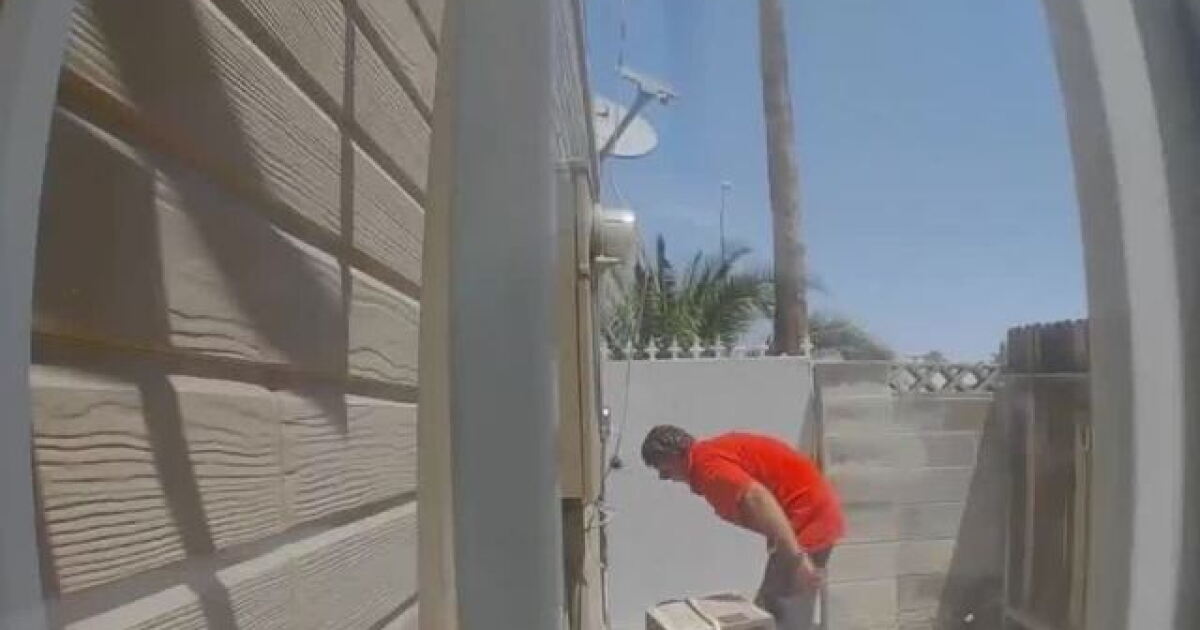 Man caught on camera stealing air conditioner
