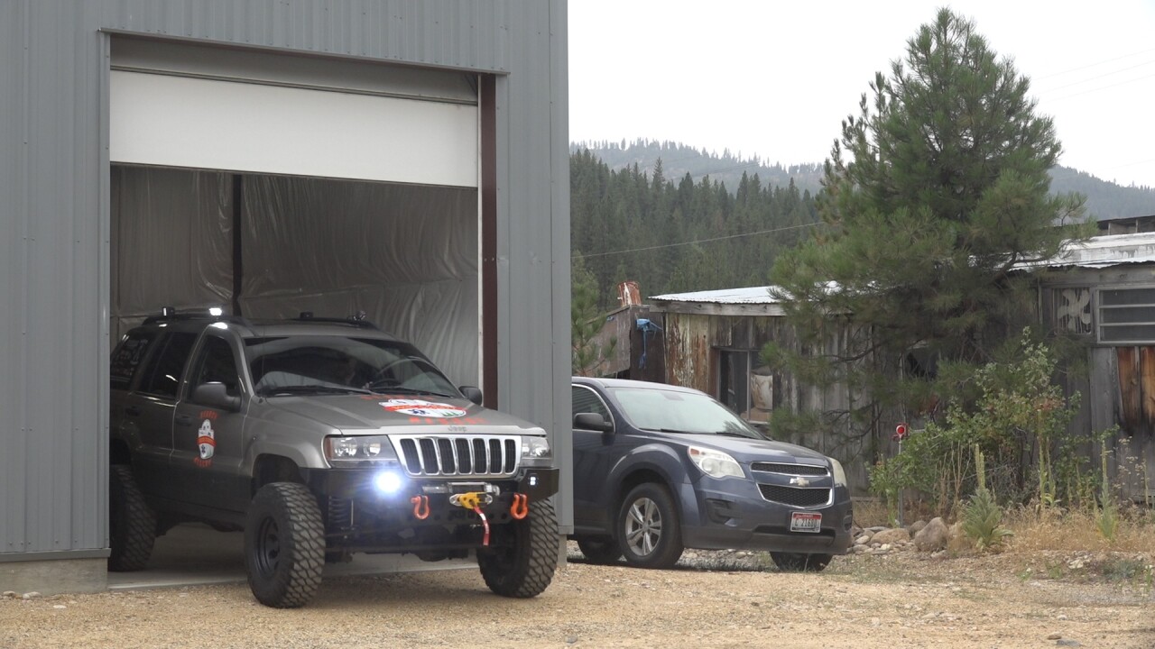A rebuilt 1999 Jeep Grand Cherokee Loredo