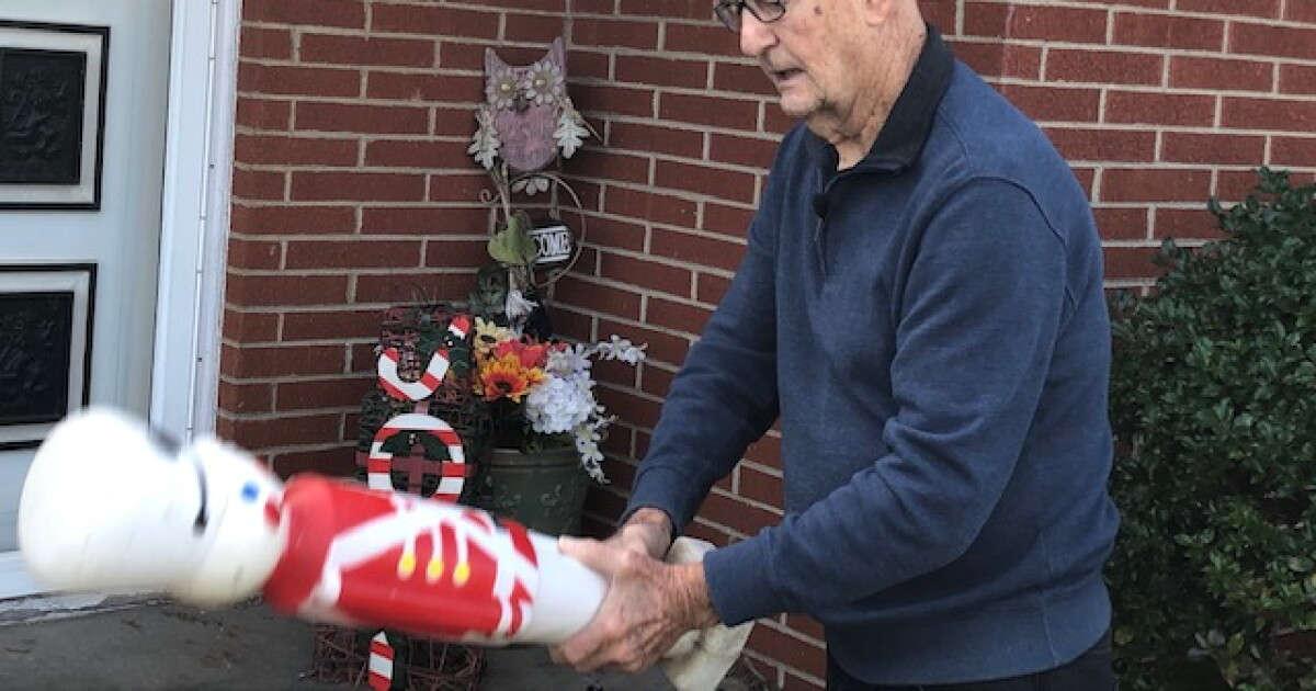 Senior saves girl from pitbull attack with plastic nutcracker