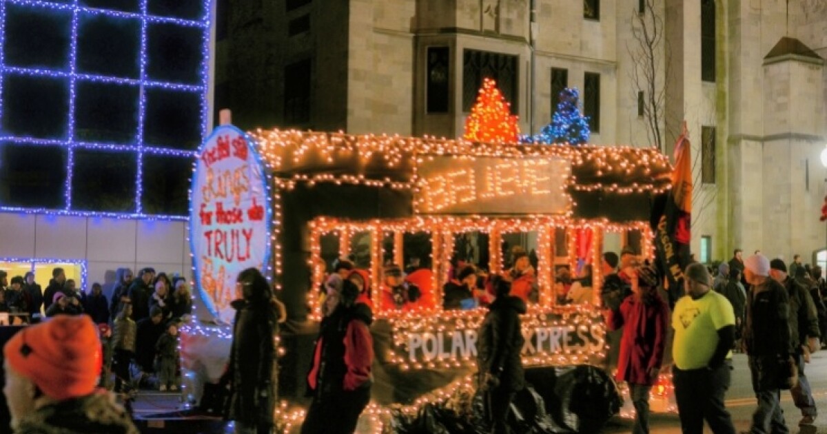 Jackson Christmas parade starts the holiday season Jackson Christmas parade starts the holiday season