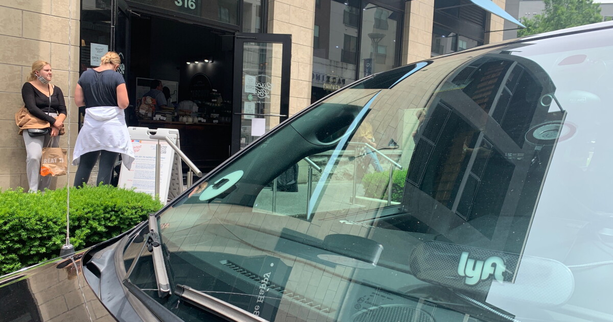 Rideshare drivers call for Uber strike on Memorial Day