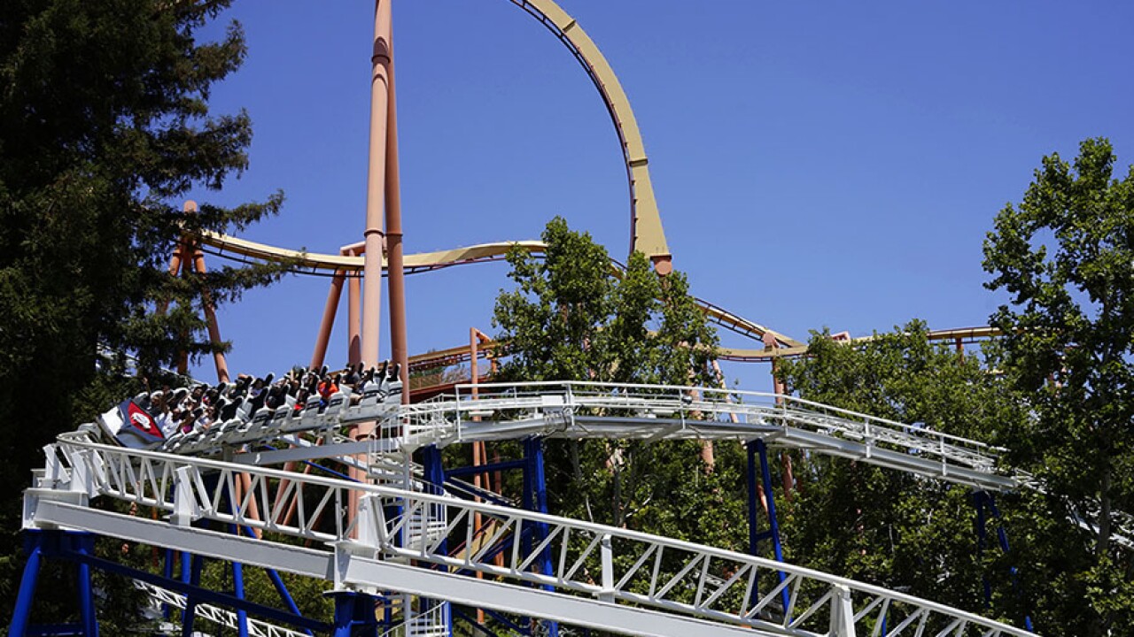 Six Flags Magic Mountain Weather Overview Six Flags Magic Mountain Weather Overview