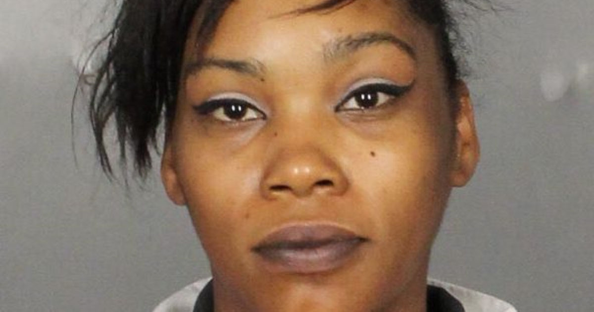 Woman arrested after threatening boyfriend with knife