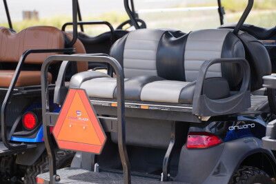 GOLF CART