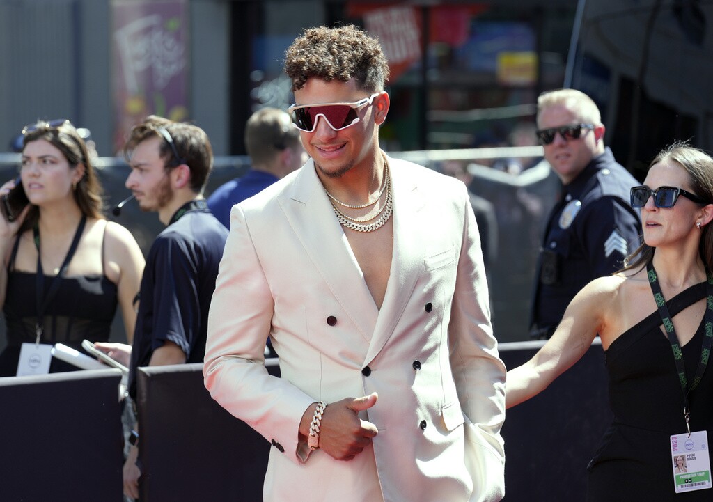 PHOTOS Patrick Mahomes, Travis Kelce, Kansas City Chiefs celebrate