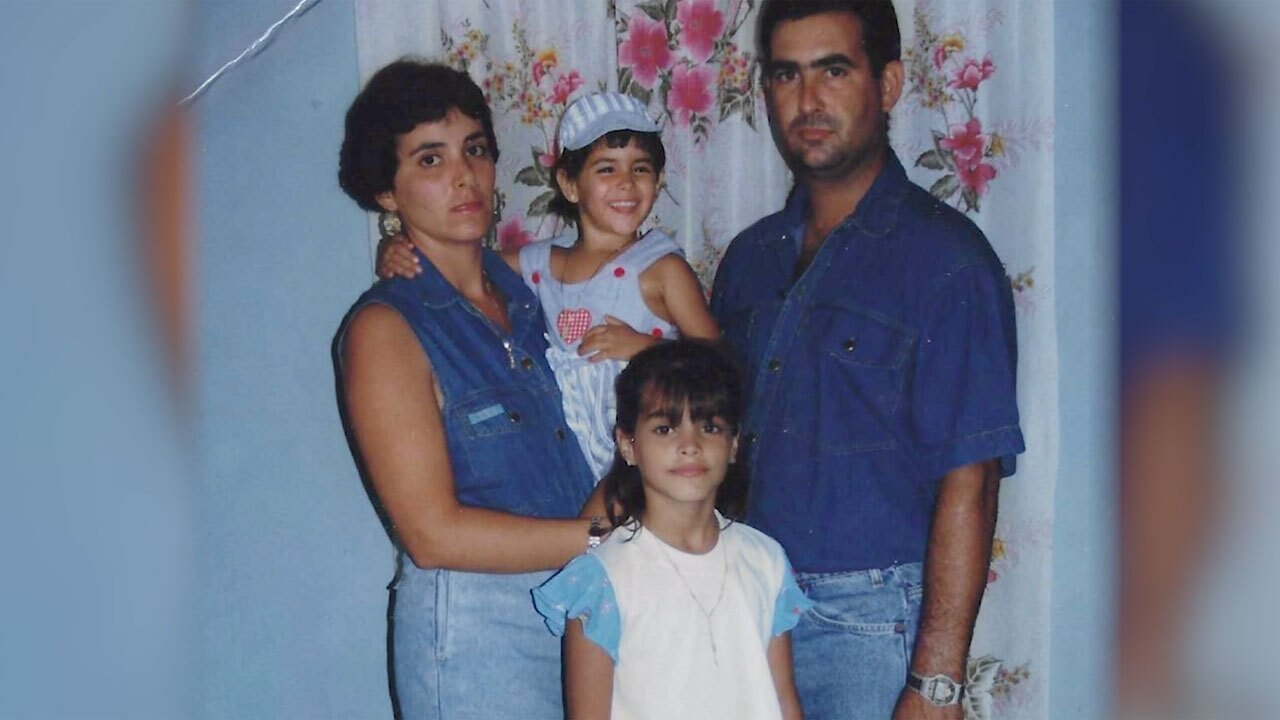 Janny Rodriguez as child with family