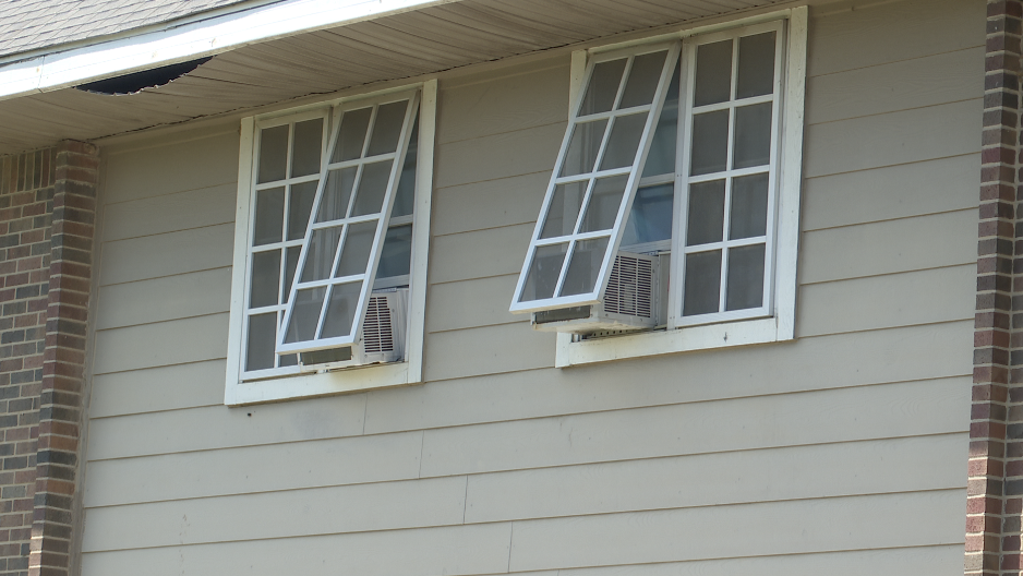 WINDOW AC UNITS PARKVIEW TERRACE