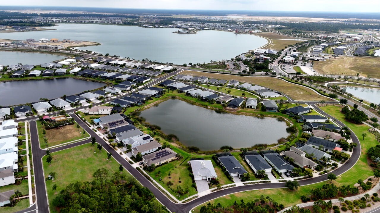 Arial view of a neighborhood in Babcock Ranch.