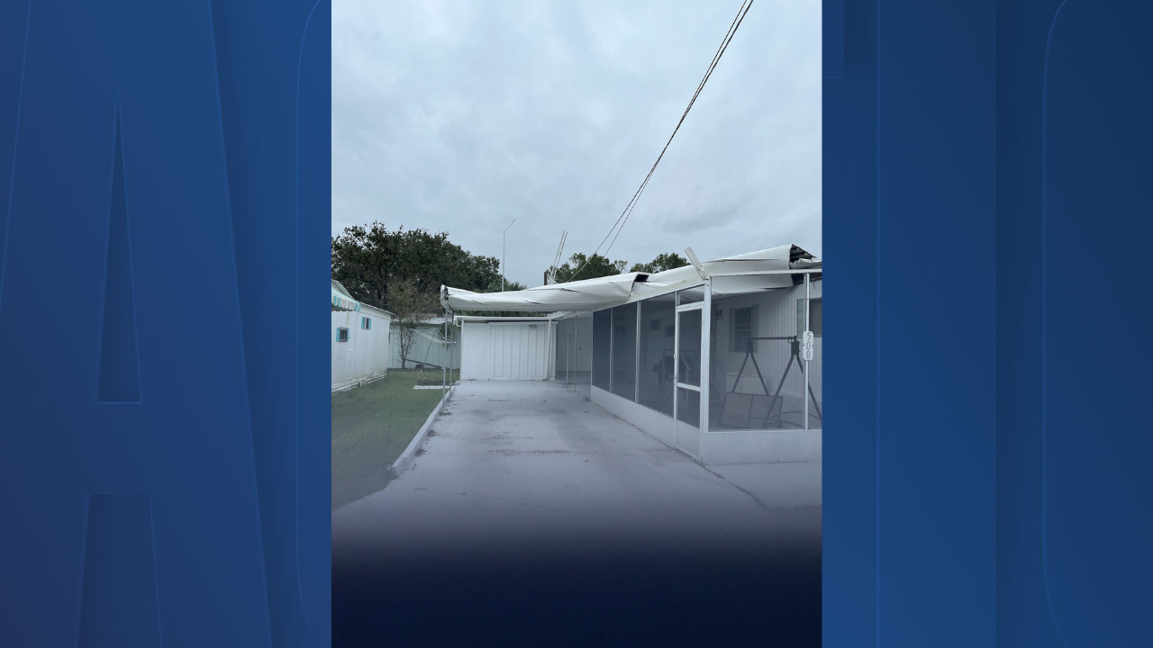 Hurricane victims who hire unlicensed contractors get burned