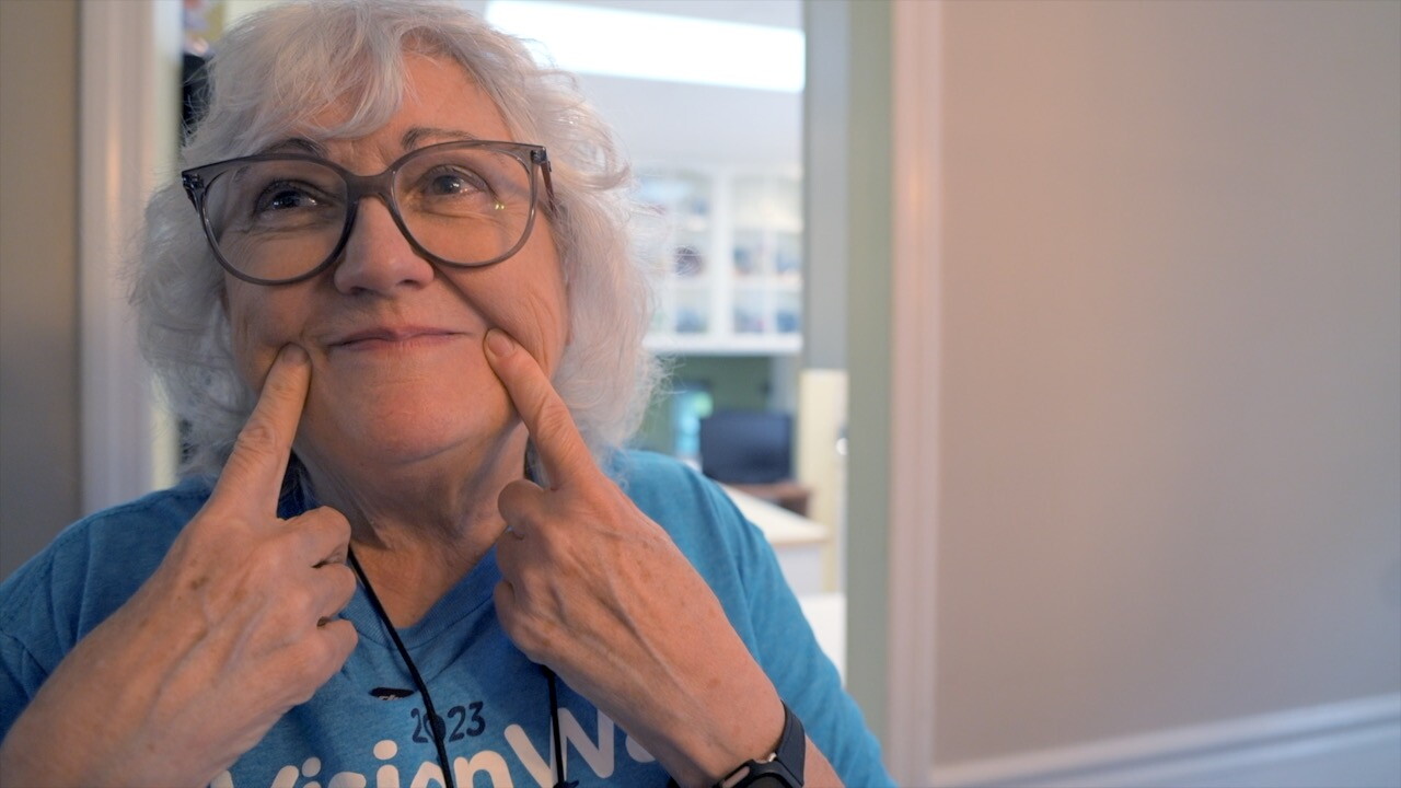 PEGGY SMILE.jpg