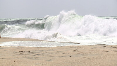 high surf.jpg