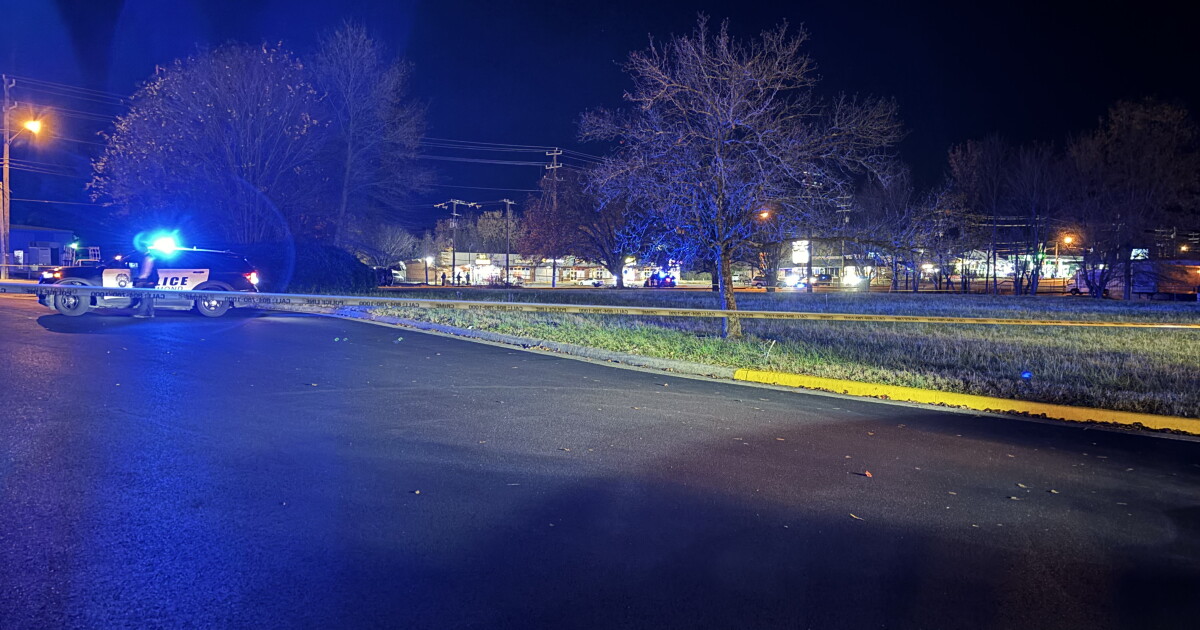 6 passengers, including 4 children, injured in Hull Street Road crash