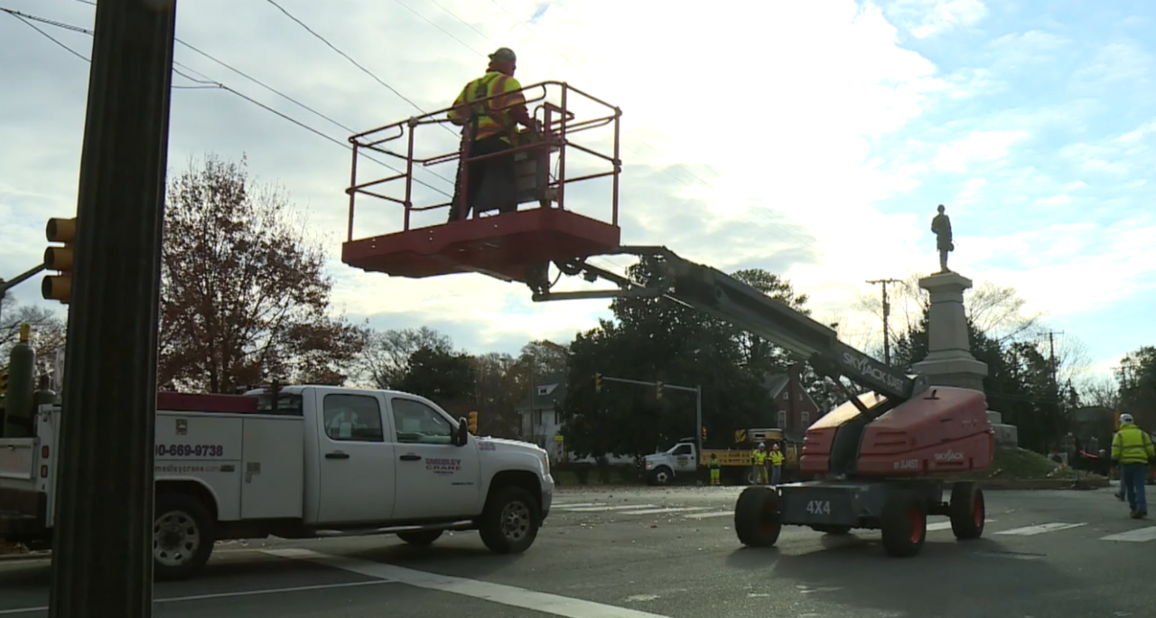 AP Hill statue removed 06.png