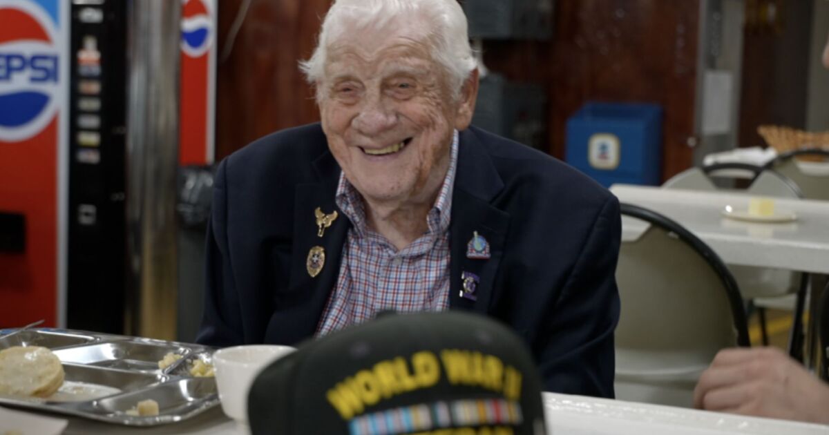 World War II reenactors bring history to life at Buffalo Naval Park