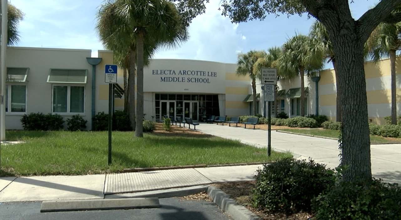 Manatee County middle school collecting donations to help Hurricane Manatee County middle school collecting donations to help Hurricane