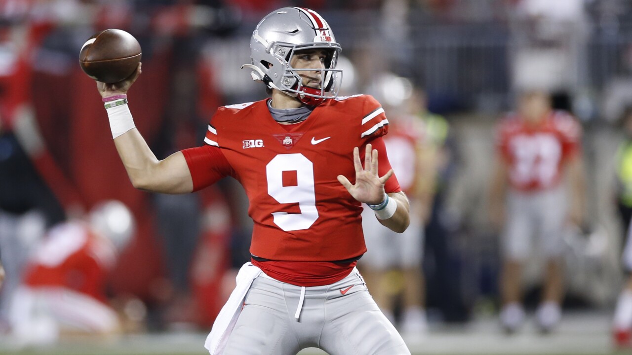 Gators Turn To Ex Ohio State QB To Start Las Vegas Bowl gators-turn-to-ex-ohio-state-qb-to-start-las-vegas-bowl