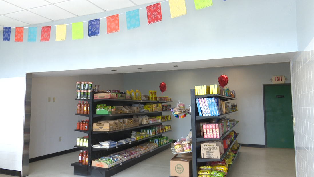 First Hispanic grocery store in Marinette opens