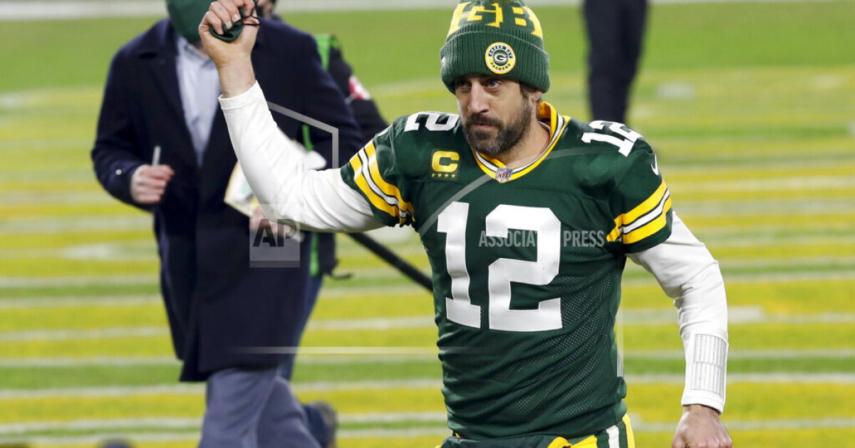 Aaron Rodgers says he is going on 'darkness retreat' to contemplate future