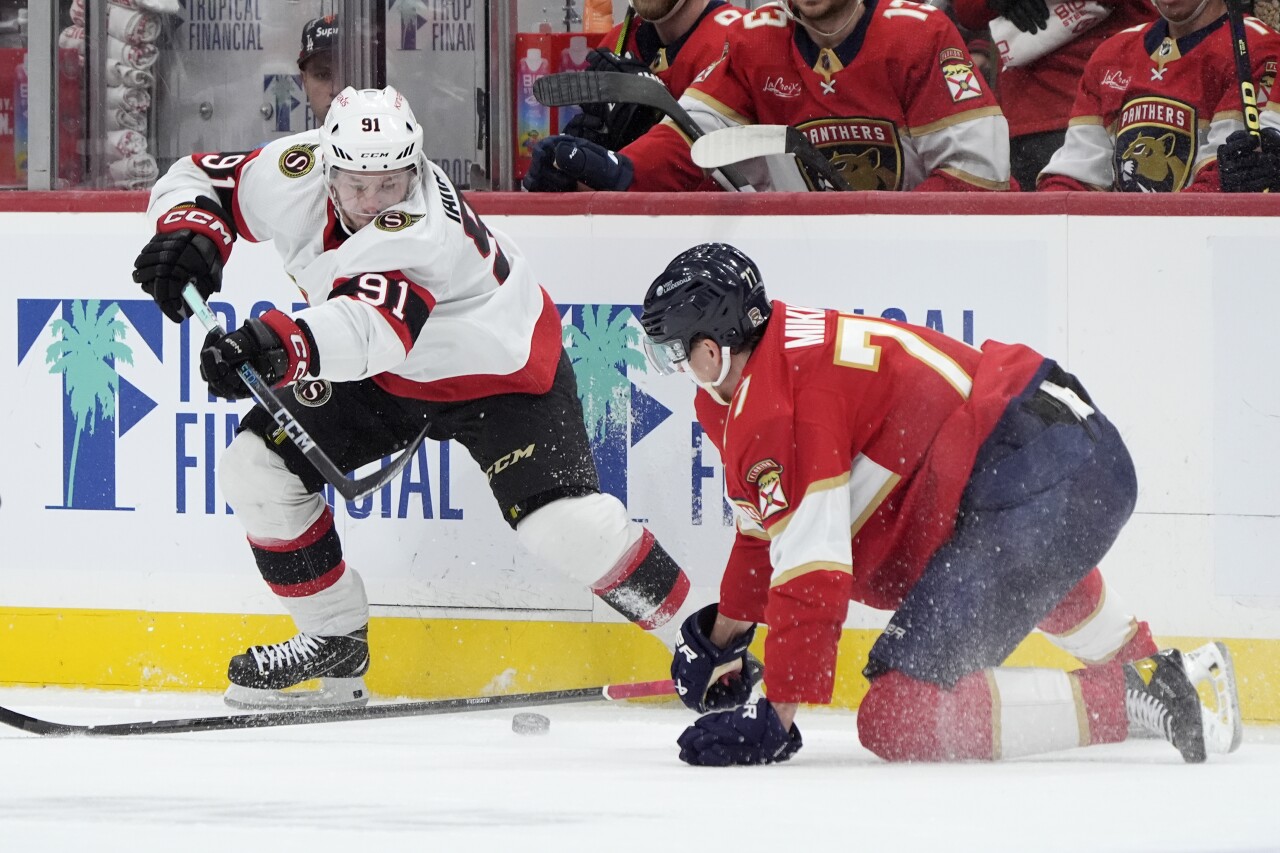 Ottawa Senators right wing Vladimir Tarasenko passes past Florida Panthers defenseman Niko Mikkola during first period, Feb. 20, 2024