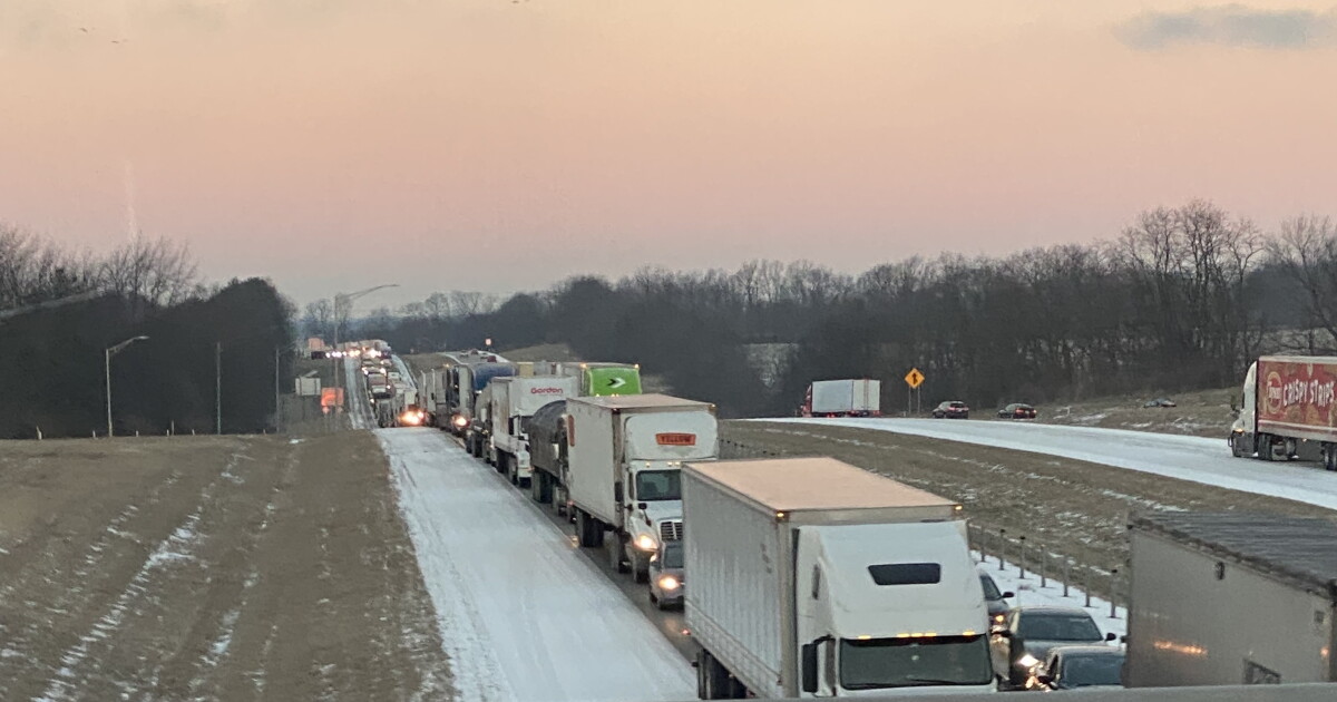 Multiple crashes across central Kentucky due to icy road conditions