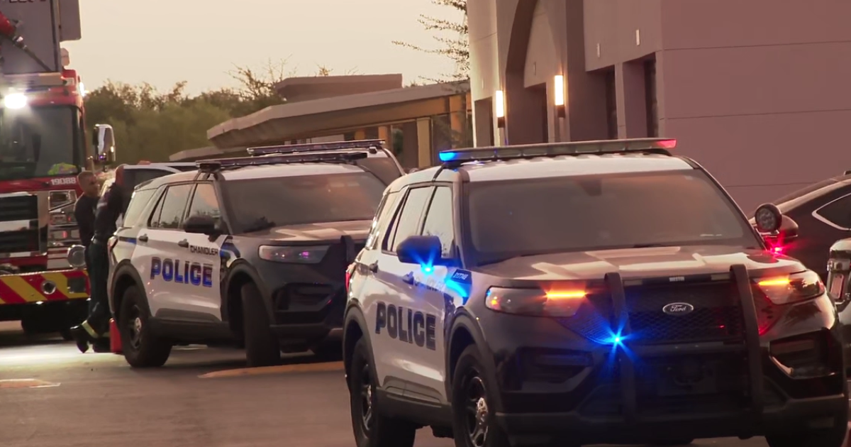 Coverage image for: One dead, one in custody after shooting near McQueen and Germann roads in Chandler