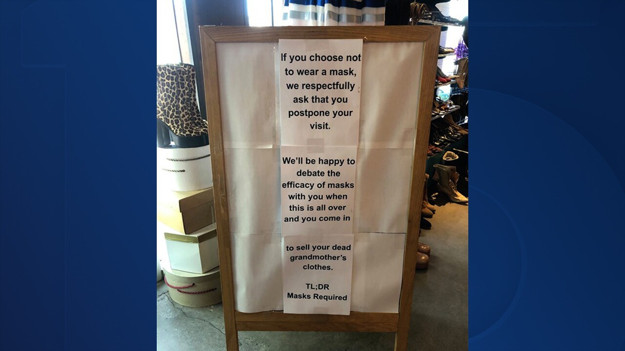 Antique Shop S Sign Goes Viral For Message About Mandating Masks