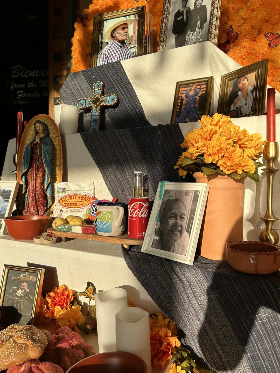 Ines Altar