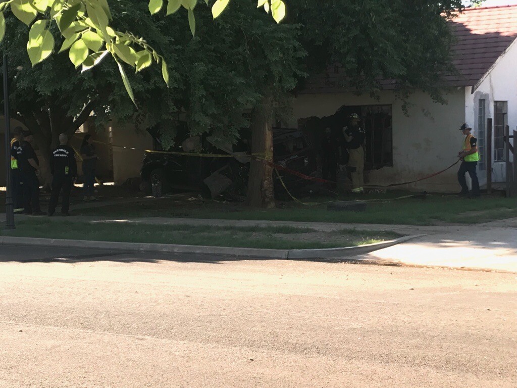 59th avenue and glendale car into house