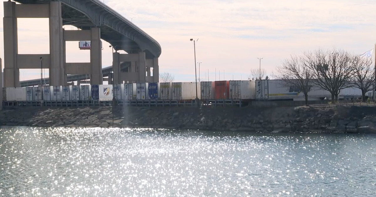 Buffalo common council member pushes for limiting single-use plastics - Vimarsana News