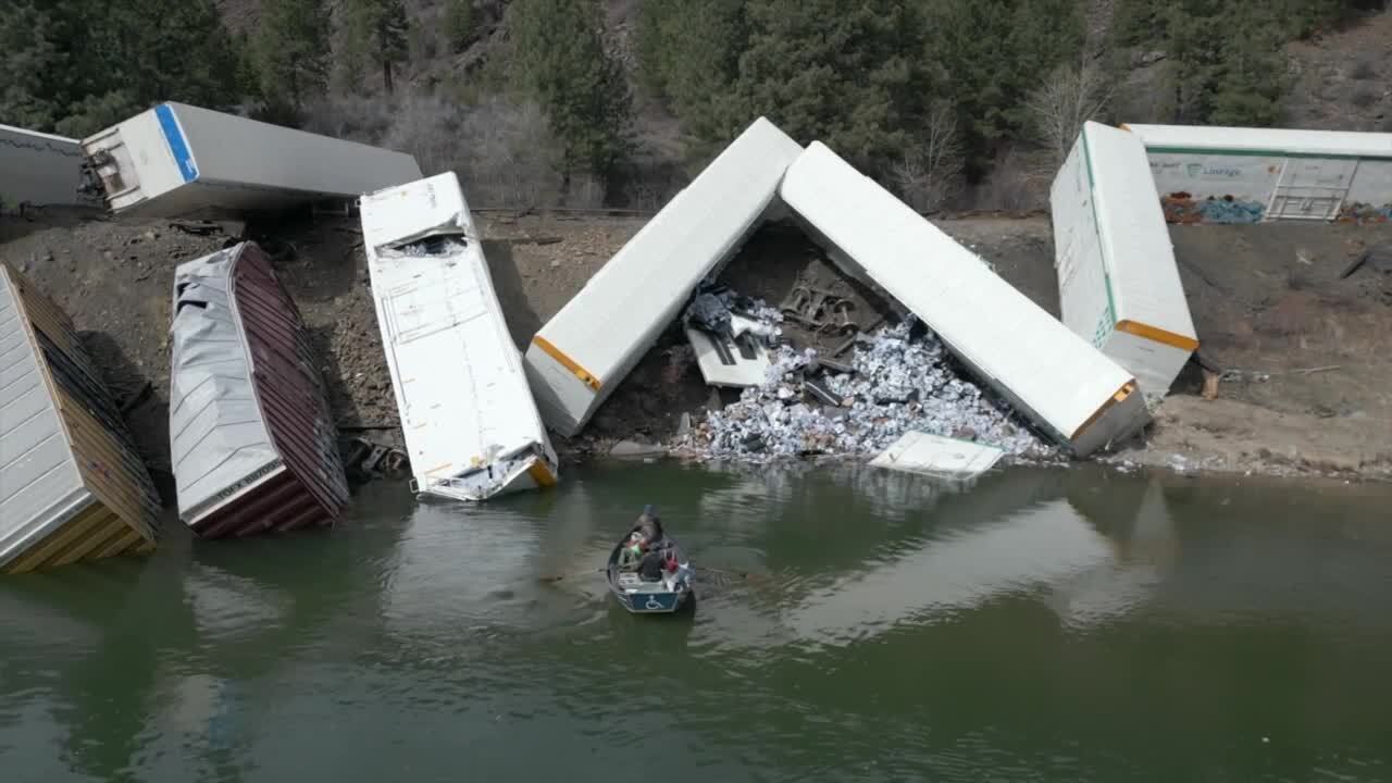 Quinns Hot Springs Train Derailment.jpeg