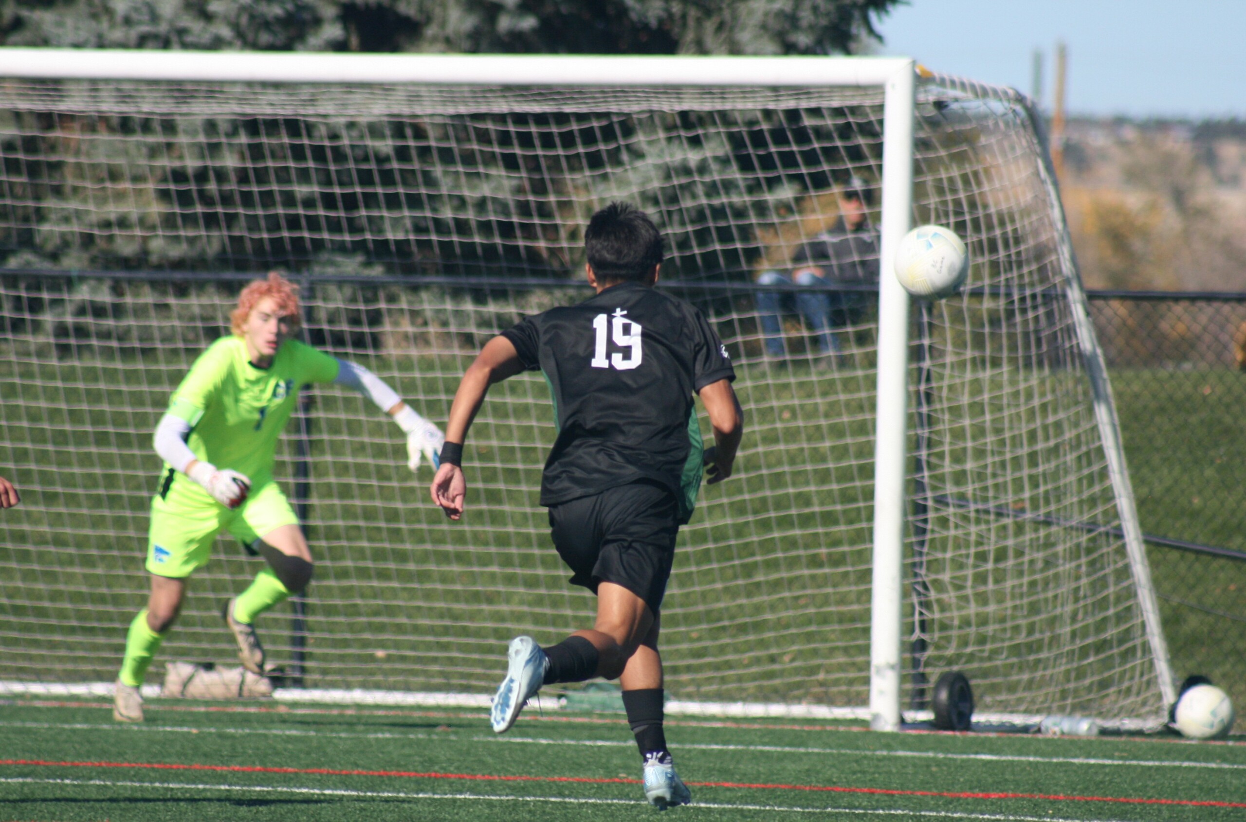 Laurel/Billings Central girls, Central/Whitefish boys to meet for state